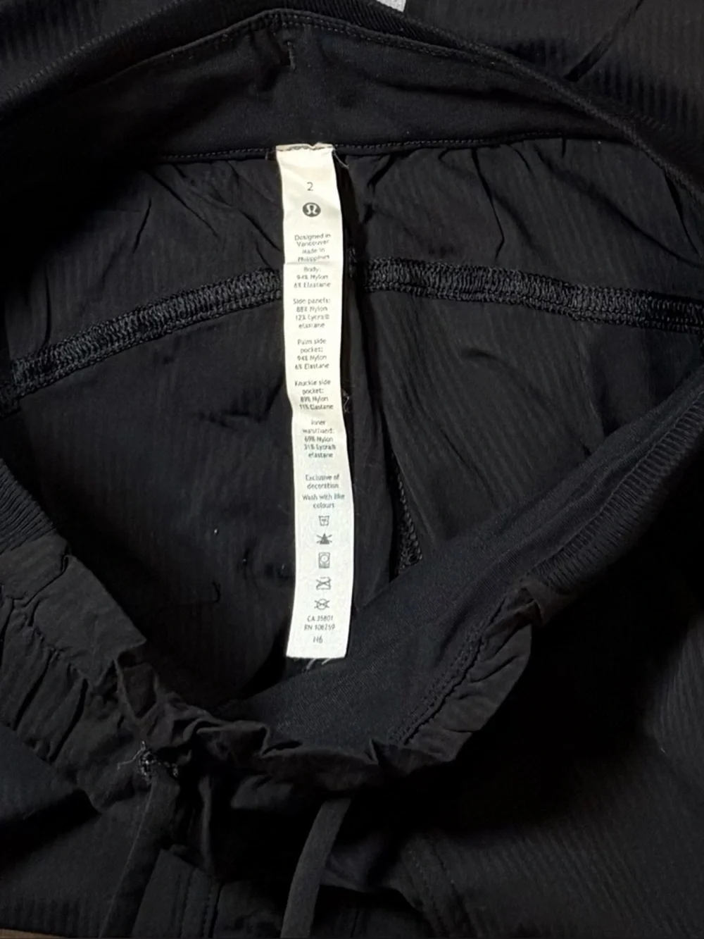 lululemon athletica Size :2 Women Black Jogger Pockets